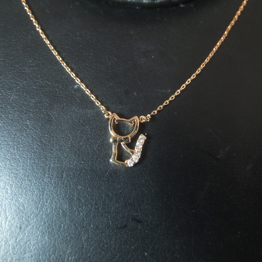 Fashion Rose Tone Kitty Necklace